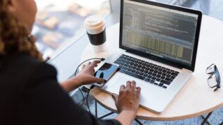DataAnnotationテスト結果の合否基準と実態を解説