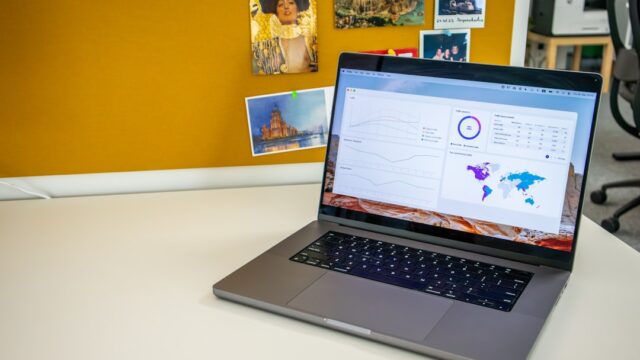 出張先のミニ冷蔵庫、実は何が入っているのか？